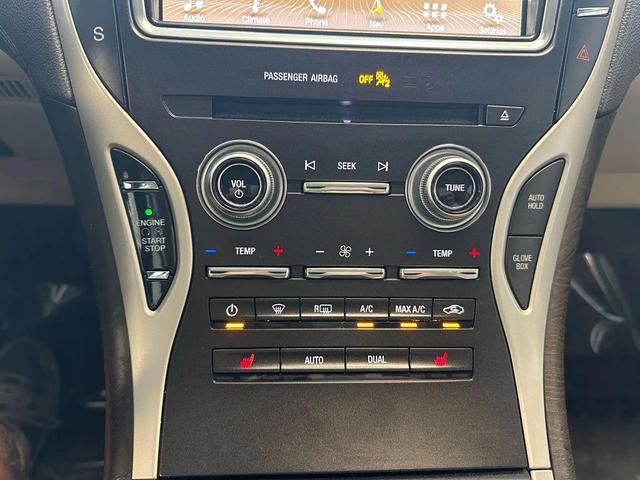 Photo of 2018 Burgundy Velvet Metallic Tinted Clearcoat Lincoln MKX