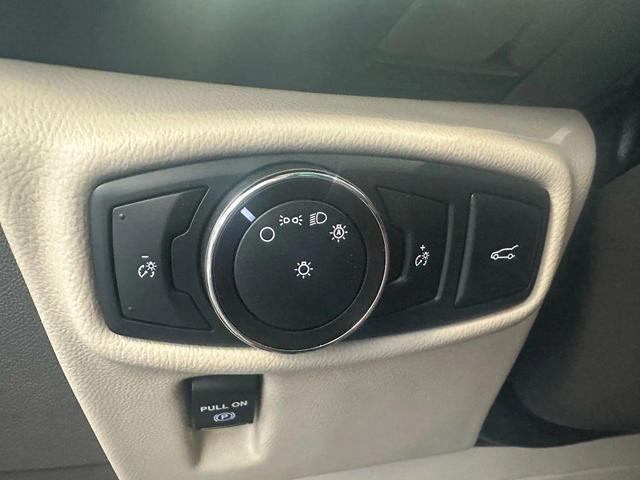 Photo of 2018 Burgundy Velvet Metallic Tinted Clearcoat Lincoln MKX