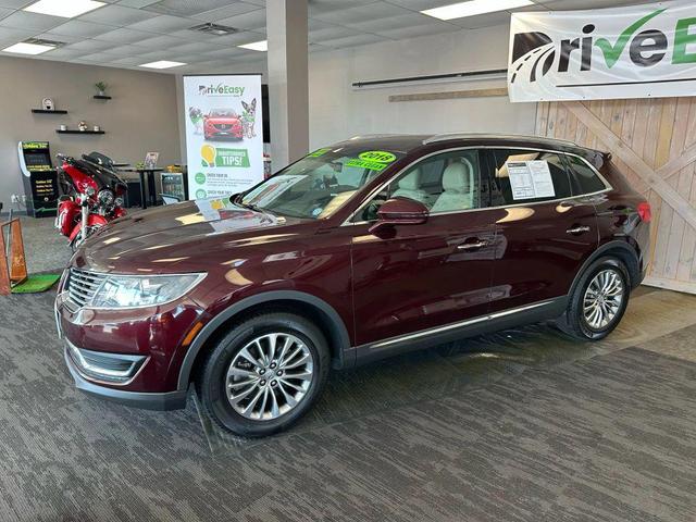 Photo of 2018 Burgundy Velvet Metallic Tinted Clearcoat Lincoln MKX