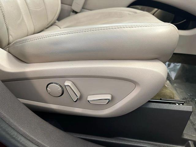 Photo of 2018 Burgundy Velvet Metallic Tinted Clearcoat Lincoln MKX