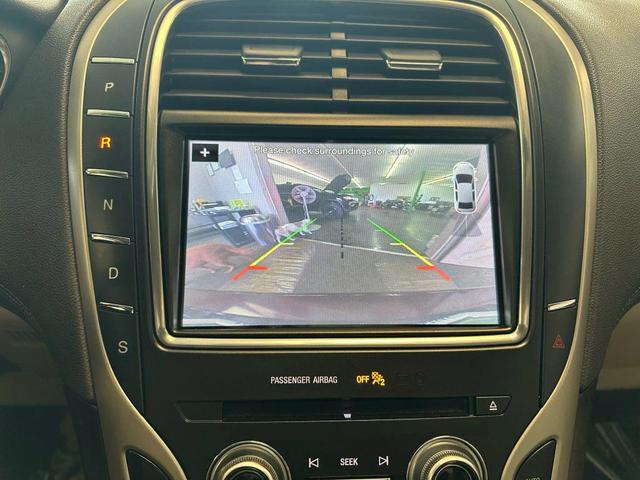 Photo of 2018 Burgundy Velvet Metallic Tinted Clearcoat Lincoln MKX