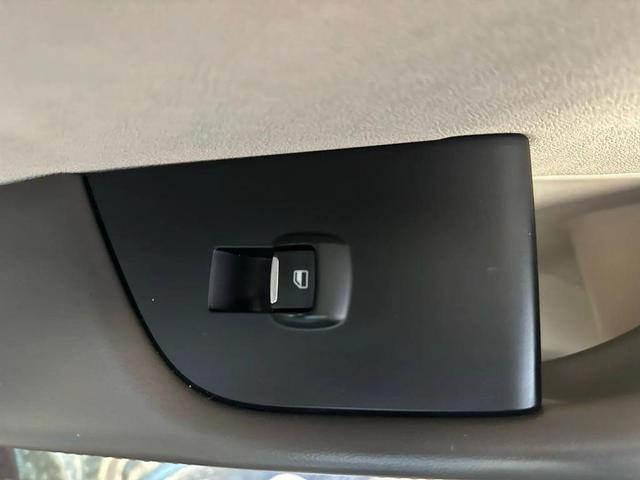 Photo of 2018 Burgundy Velvet Metallic Tinted Clearcoat Lincoln MKX