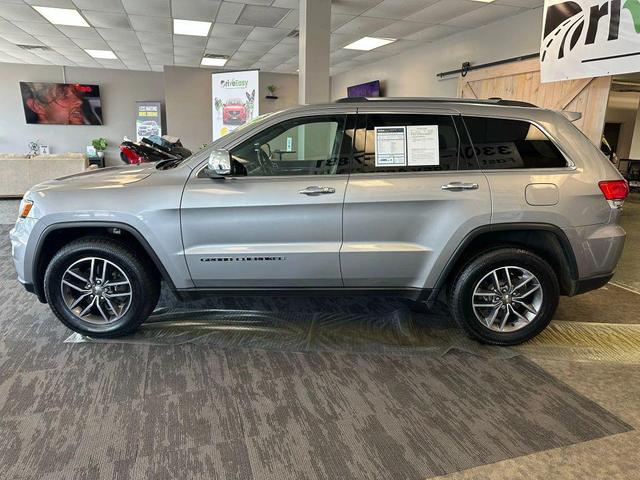 Photo of 2018 Billet Silver Metallic Clearcoat Jeep Grand Cherokee
