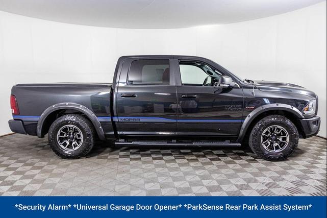 Photo of 2016 Brilliant Black Crystal Pearlcoat RAM 1500