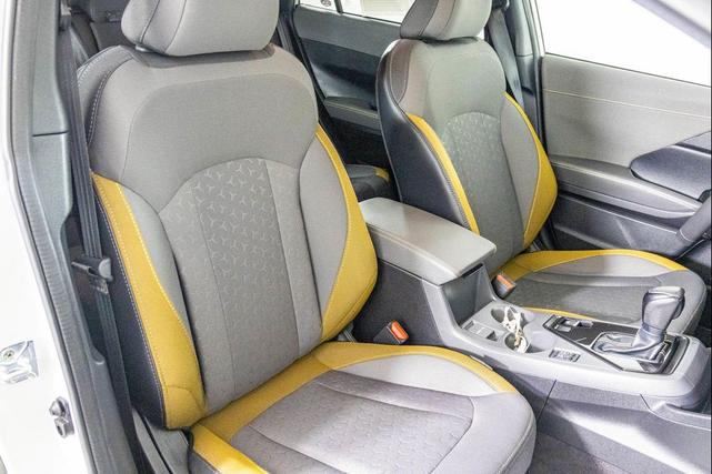 Photo of 2025 Crystal White Pearl Subaru Crosstrek