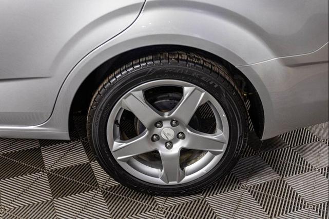 Photo of 2013 Silver Ice Metallic Chevrolet Sonic