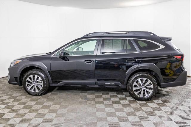 Photo of 2025 Crystal Black Silica Subaru Outback