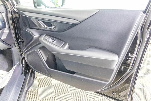 Photo of 2025 Crystal Black Silica Subaru Outback