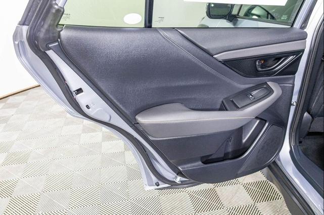 Photo of 2024 Ice Silver Metallic Subaru Outback