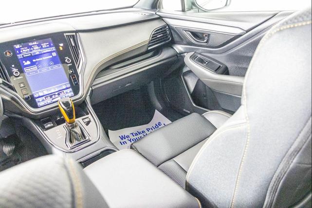 Photo of 2024 Ice Silver Metallic Subaru Outback