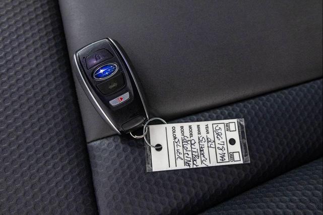 Photo of 2024 Ice Silver Metallic Subaru Outback