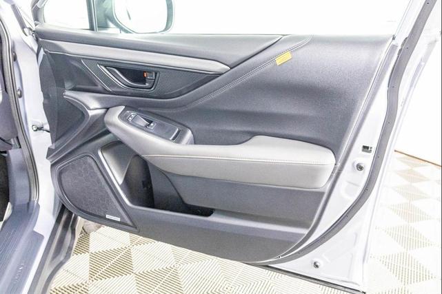 Photo of 2024 Ice Silver Metallic Subaru Outback