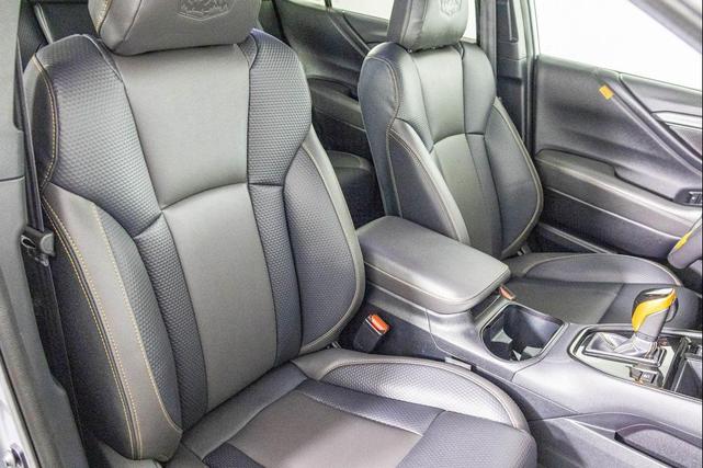 Photo of 2024 Ice Silver Metallic Subaru Outback