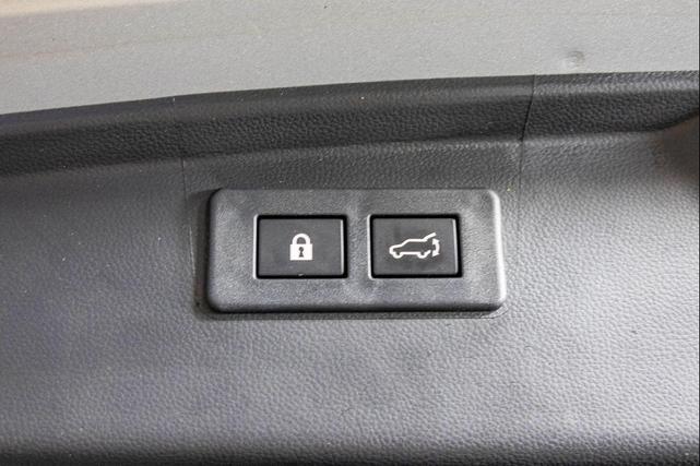 Photo of 2024 Ice Silver Metallic Subaru Outback