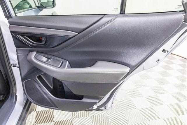 Photo of 2024 Ice Silver Metallic Subaru Outback