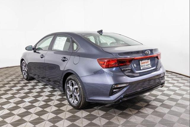 Photo of 2021 Gravity Gray Kia Forte