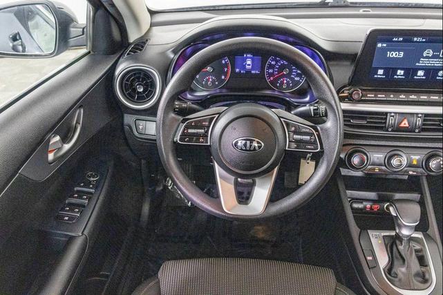 Photo of 2021 Gravity Gray Kia Forte
