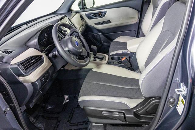 Photo of 2025 Magnetite Gray Metallic Subaru Forester
