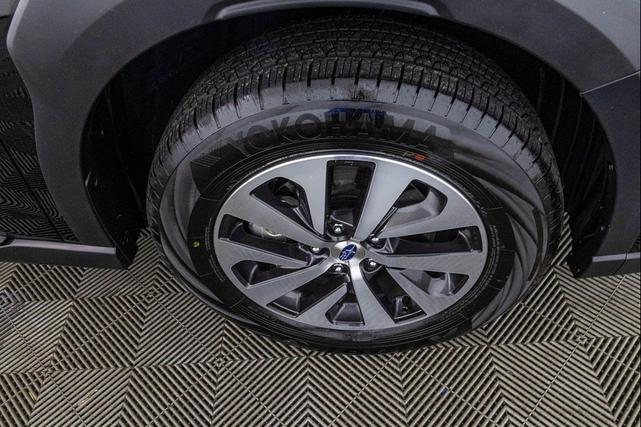 Photo of 2025 Crystal Black Silica Subaru Outback