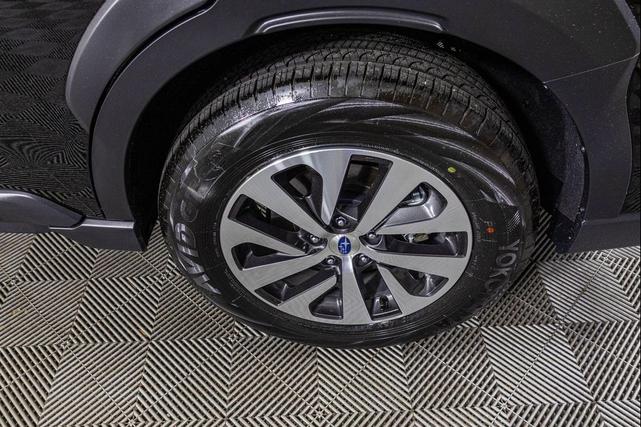 Photo of 2025 Crystal Black Silica Subaru Outback