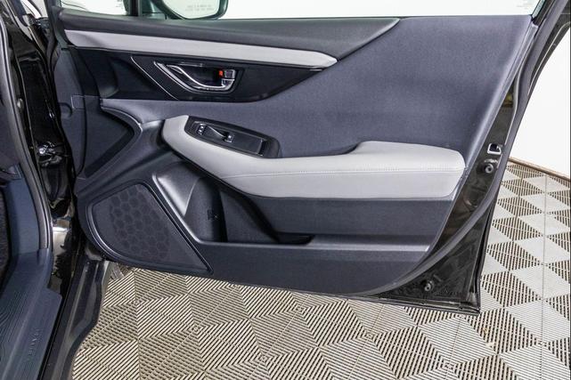 Photo of 2025 Crystal Black Silica Subaru Outback