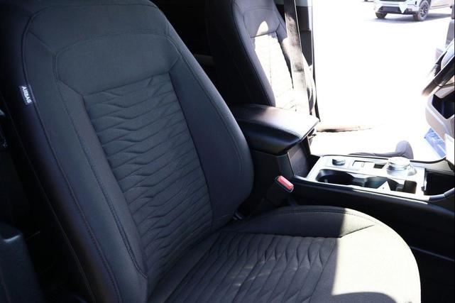 Photo of 2021 Atlas Blue Metallic Ford Explorer