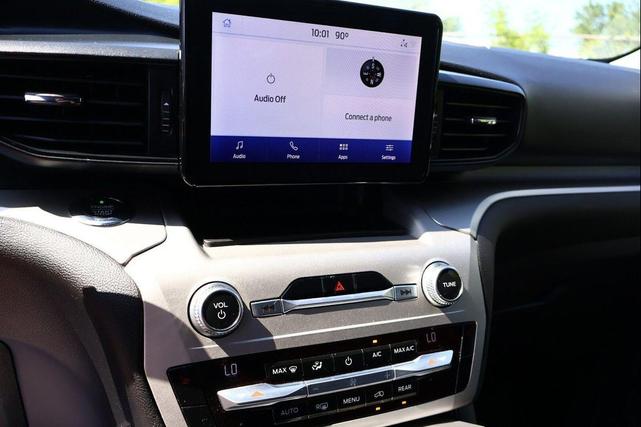 Photo of 2021 Atlas Blue Metallic Ford Explorer