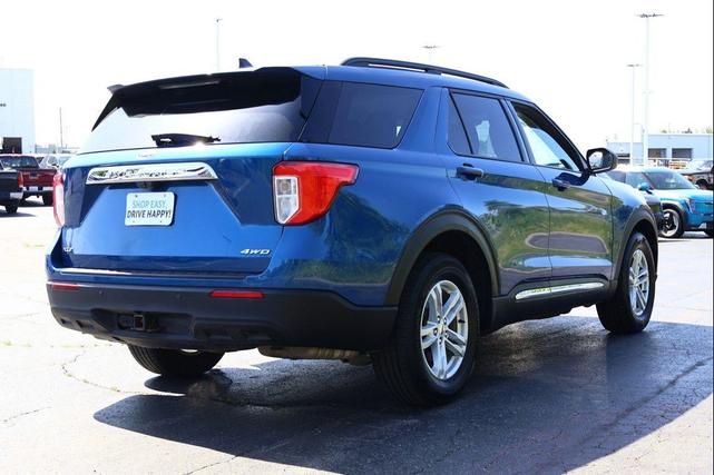 Photo of 2021 Atlas Blue Metallic Ford Explorer