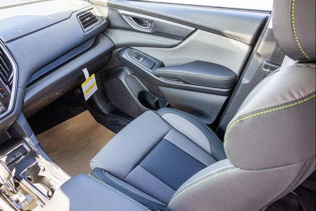 Photo of 2025 Crystal White Pearl Subaru Ascent