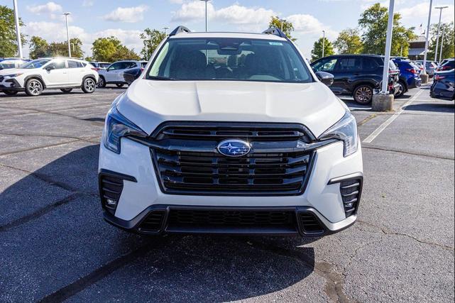 Photo of 2025 Crystal White Pearl Subaru Ascent