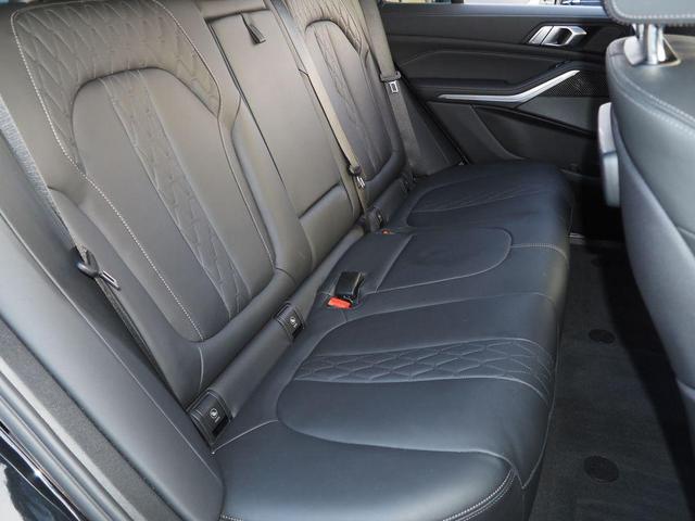 Photo of 2023 Black Sapphire Metallic BMW X5