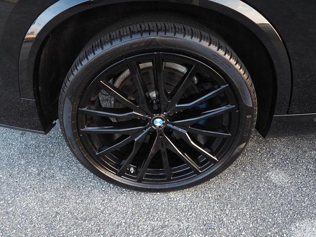 Photo of 2023 Black Sapphire Metallic BMW X5
