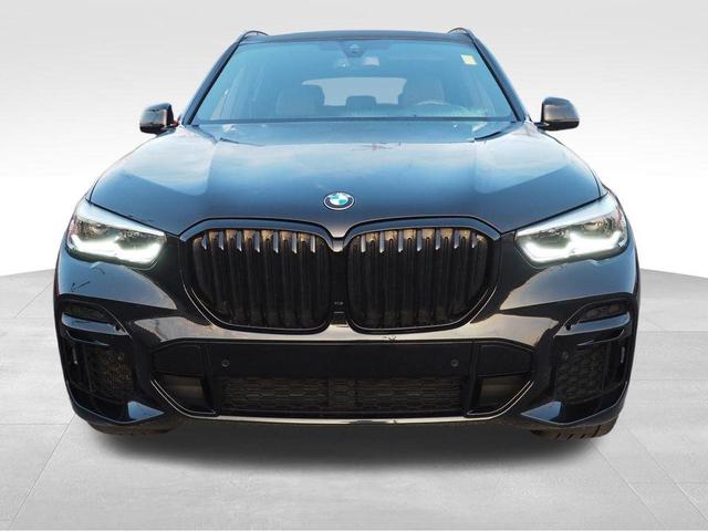 Photo of 2023 Black Sapphire Metallic BMW X5