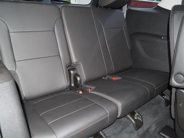 Photo of 2021 Mosaic Black Metallic Chevrolet Traverse