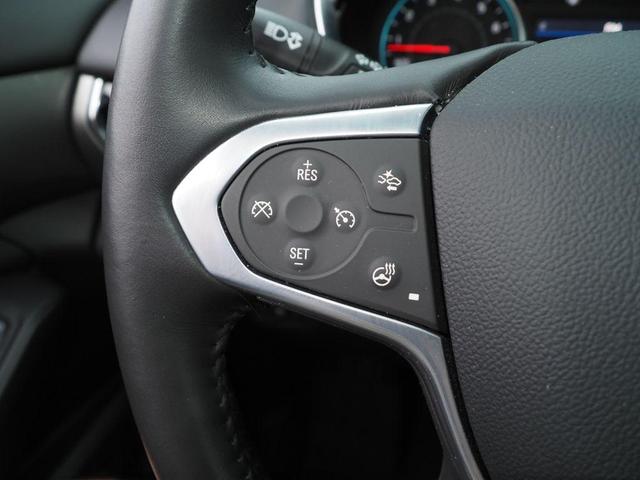 Photo of 2021 Mosaic Black Metallic Chevrolet Traverse