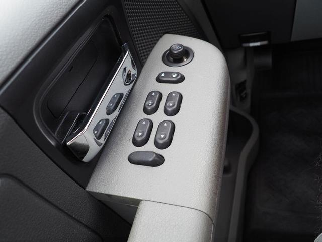 Photo of 2007 Silver Clearcoat Metallic Ford F-150