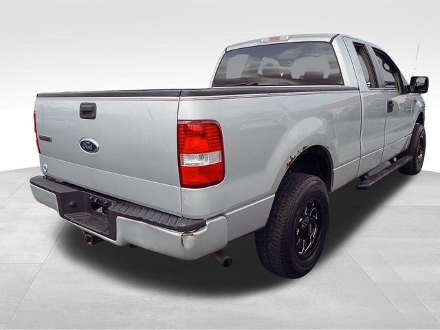 Photo of 2007 Silver Clearcoat Metallic Ford F-150