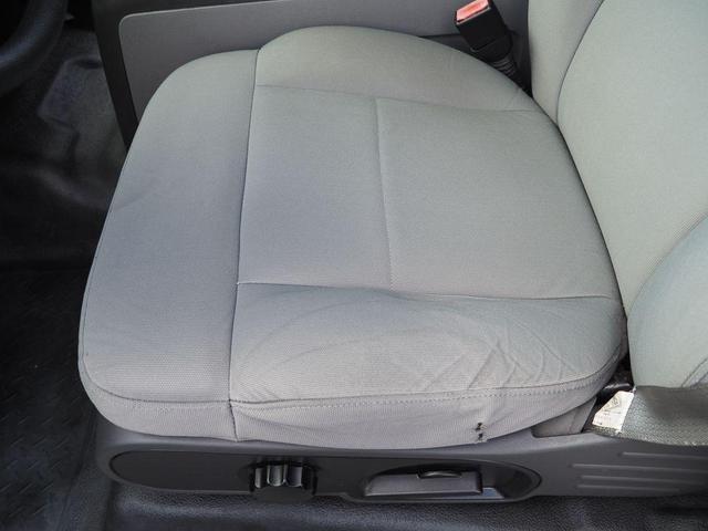 Photo of 2007 Silver Clearcoat Metallic Ford F-150