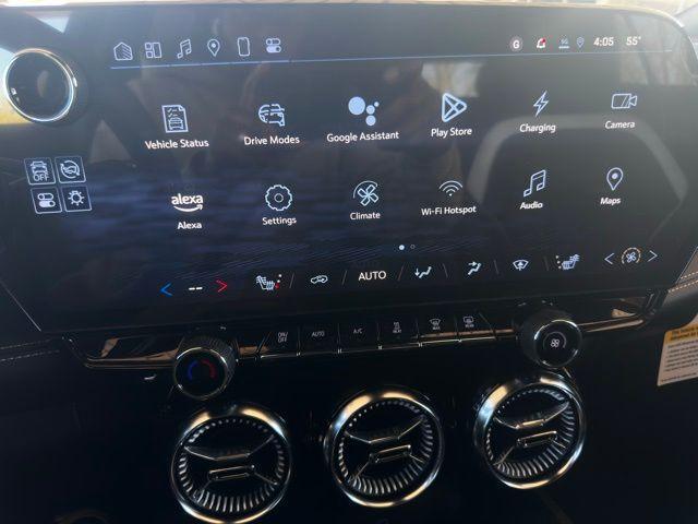 Photo of 2025 Summit White Chevrolet Blazer EV