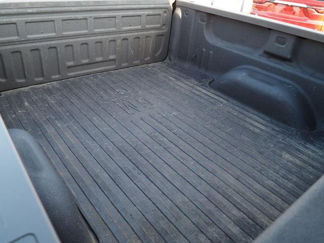 Photo of 2017 Black Chevrolet Silverado 1500