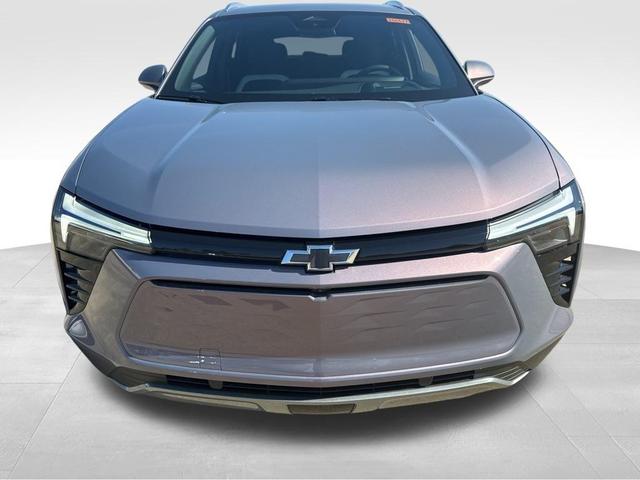 Photo of 2025 Galaxy Gray Metallic Chevrolet Blazer EV