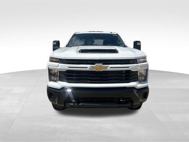 Photo of 2025 Summit White Chevrolet Silverado 2500
