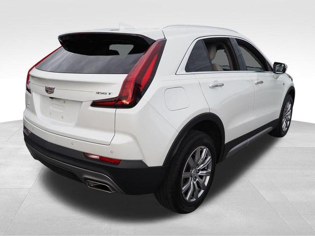 Photo of 2022 Crystal White Tri-Coat Cadillac XT4