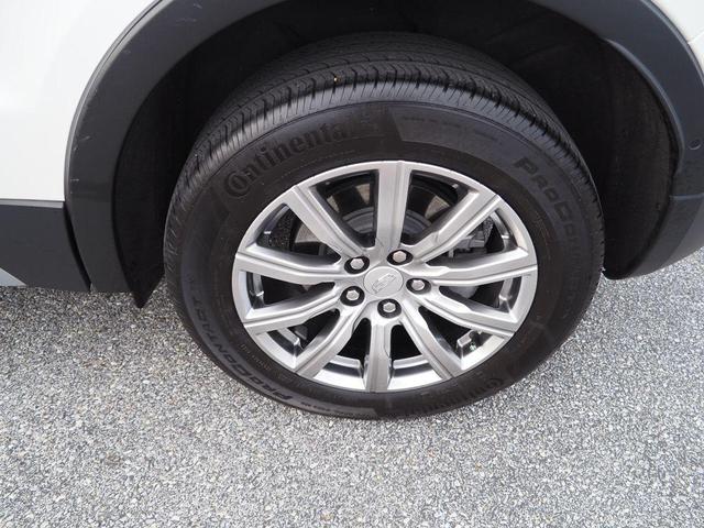 Photo of 2022 Crystal White Tri-Coat Cadillac XT4