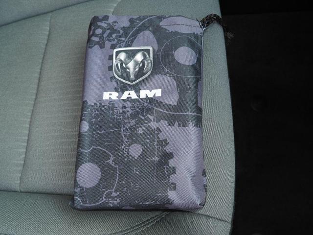 Photo of 2022 Bright White Clearcoat RAM 1500