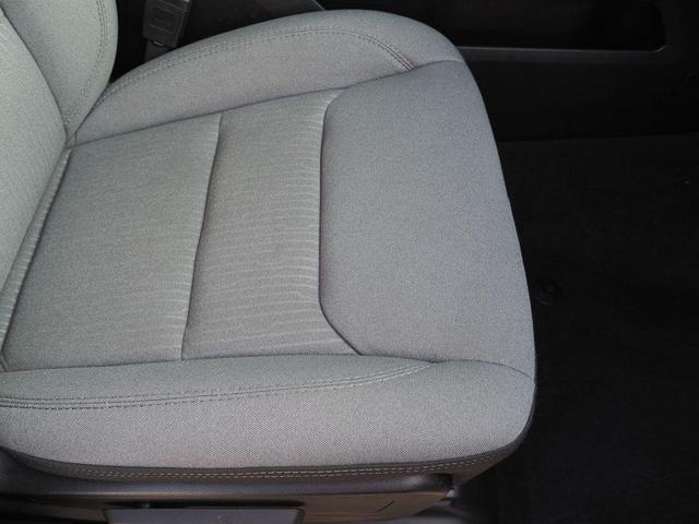 Photo of 2022 Bright White Clearcoat RAM 1500
