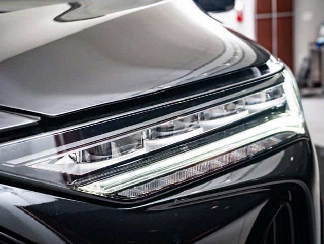 Photo of 2023 Majestic Black Pearl Acura MDX