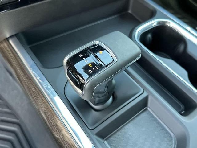 Photo of 2025 Black Chevrolet Silverado 1500