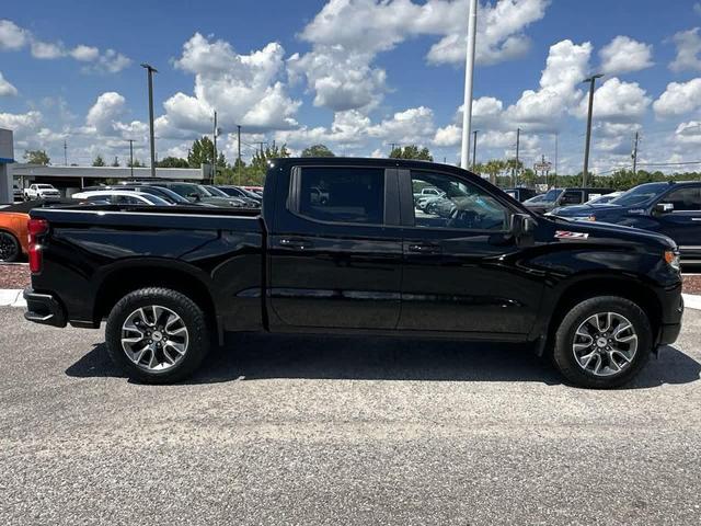 Photo of 2025 Black Chevrolet Silverado 1500