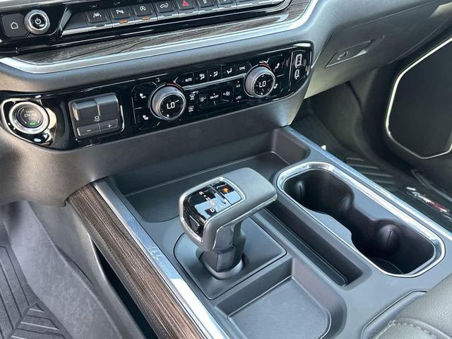 Photo of 2025 Black Chevrolet Silverado 1500
